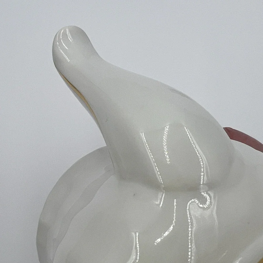 Royal Oak Mini Teapot White Floral Porcelain Gold Trim Ribbed Small‎ Tea Pot